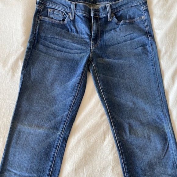 7 for all mankind (worn once) low straight medium wash jeans - 32 - Picture 3 of 9